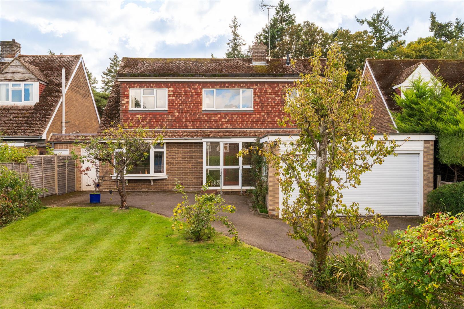 Baskerville Lane, Shiplake
